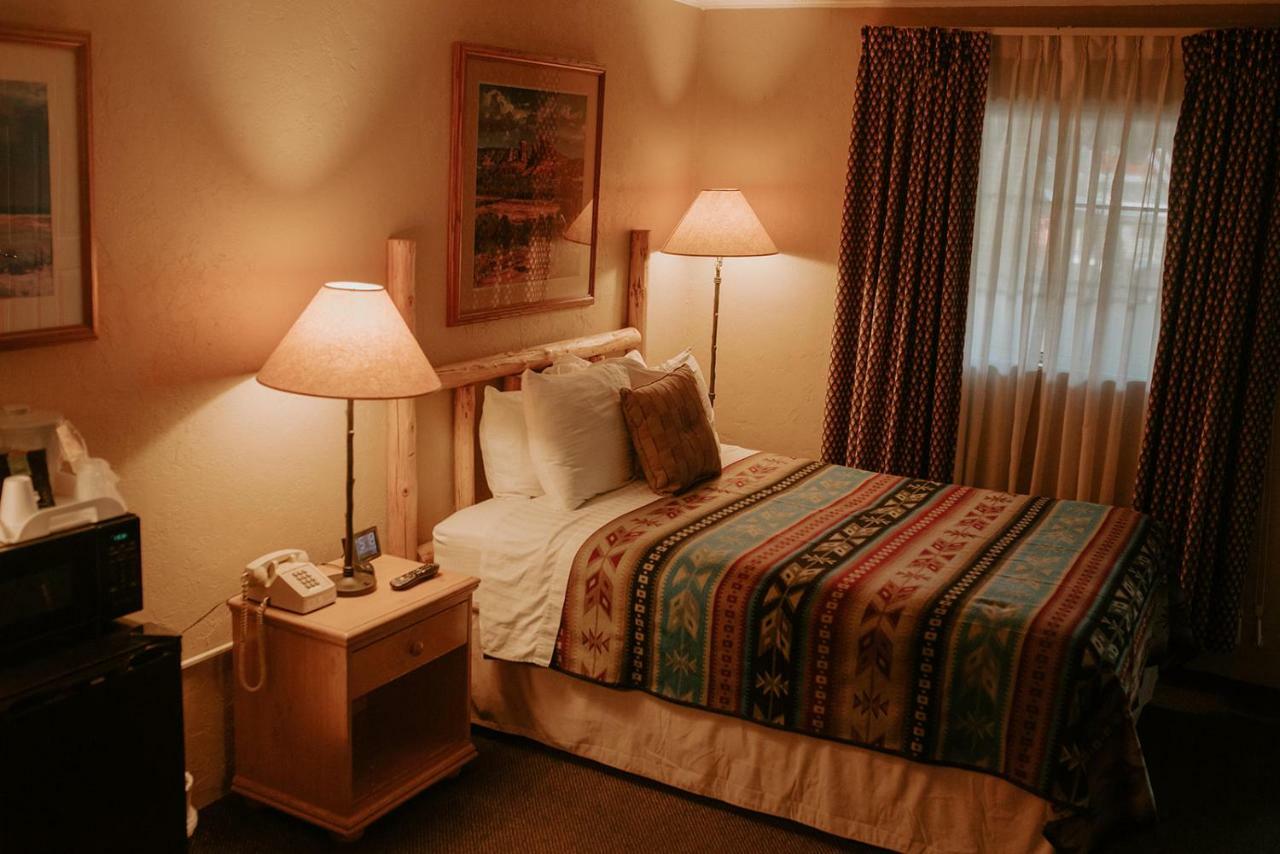 Sitzmark Chalet Inn Ruidoso Buitenkant foto
